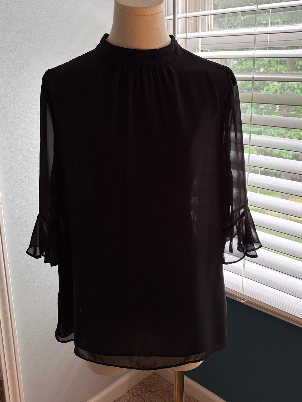 Calvin Klein Black Chiffon Mock-Neck Ruffle Sleeve Blouse